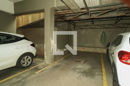 Garagem de apartamento à venda com 2 quartos, 76m² em Auxiliadora, Porto Alegre