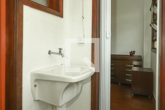 Área de Serviço de apartamento à venda com 2 quartos, 76m² em Auxiliadora, Porto Alegre