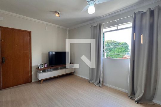 Sala de apartamento à venda com 2 quartos, 77m² em Jardim Baroneza, Campinas