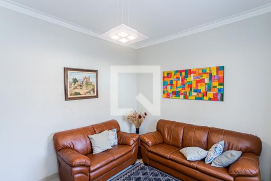 Casa à venda com 4 quartos, 120m² em Jardim Peri, São Paulo