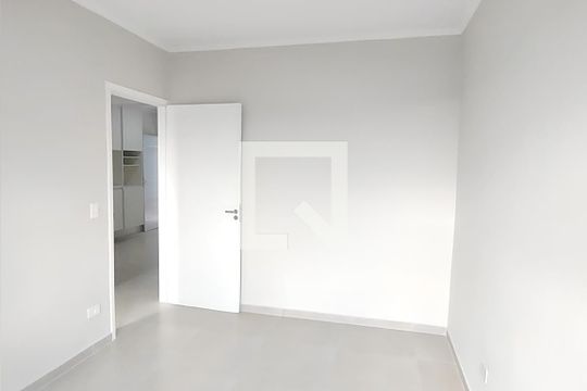Quarto 1 de apartamento para alugar com 2 quartos, 70m² em Cerâmica, São Caetano do Sul