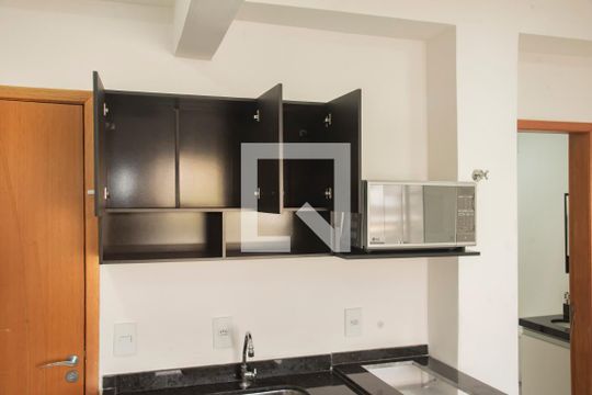 Cozinha de kitnet/studio à venda com 1 quarto, 26m² em São Judas, São Paulo
