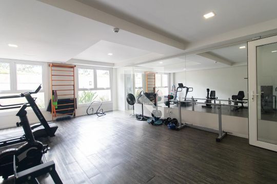 Área comum - Academia de apartamento à venda com 2 quartos, 69m² em Santo Antônio, Porto Alegre