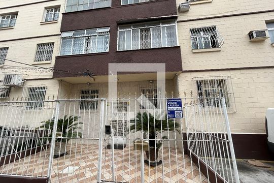 Fachada + plaquinha de apartamento à venda com 3 quartos, 85m² em Cachambi, Rio de Janeiro