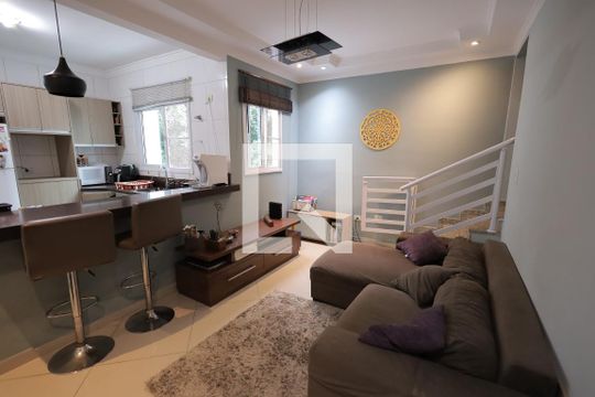 Sala de apartamento à venda com 2 quartos, 120m² em Vila Eldizia, Santo André