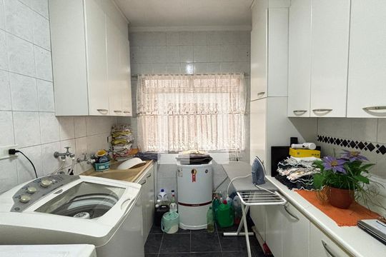 Área de Serviço de casa à venda com 3 quartos, 194m² em Jardim das Maravilhas, Santo André