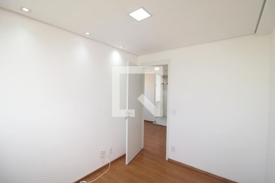 Quarto 2 de apartamento para alugar com 2 quartos, 38m² em Vila Santa Maria, São Paulo