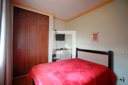 Quarto 1 de apartamento à venda com 2 quartos, 80m² em Santa Tereza, Belo Horizonte