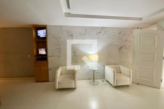 Portaria de apartamento à venda com 3 quartos, 115m² em Copacabana, Rio de Janeiro