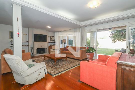 Sala de casa à venda com 4 quartos, 372m² em Vila Jardim, Porto Alegre
