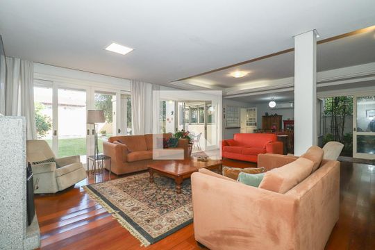 Sala de casa à venda com 4 quartos, 372m² em Vila Jardim, Porto Alegre