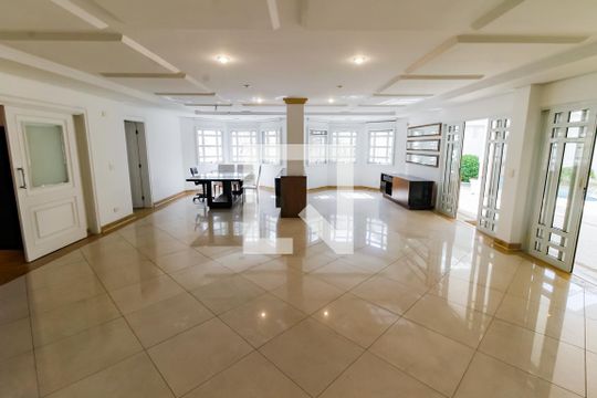 Sala 1 de casa de condomínio à venda com 5 quartos, 1100m² em Residencial Morumbi, São Paulo