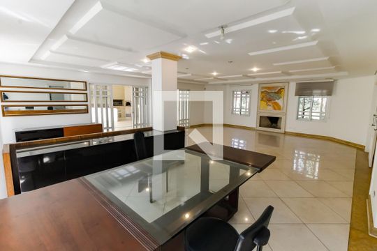 Sala 1 de casa de condomínio à venda com 5 quartos, 1100m² em Residencial Morumbi, São Paulo