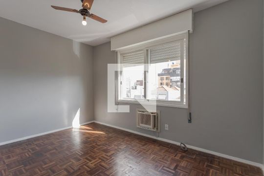 Quarto 2 de apartamento à venda com 2 quartos, 140m² em Rio Branco, Porto Alegre
