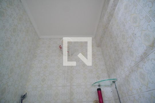 Banheiro Corredor de apartamento à venda com 3 quartos, 122m² em Auxiliadora, Porto Alegre