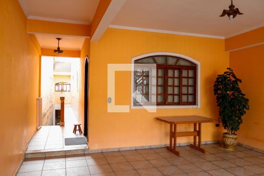 Garagem de casa à venda com 5 quartos, 139m² em Pestana, Osasco