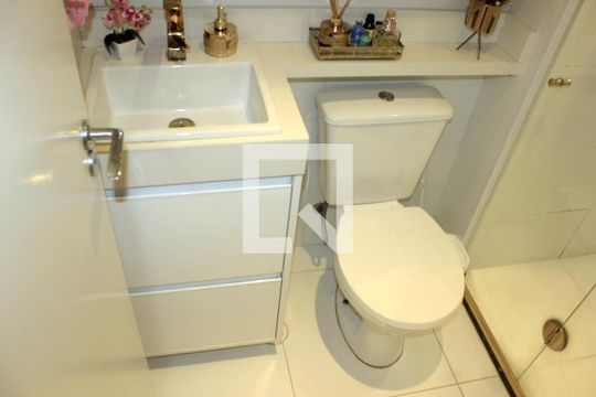Banheiro de kitnet/studio à venda com 1 quarto, 29m² em Macedo, Guarulhos