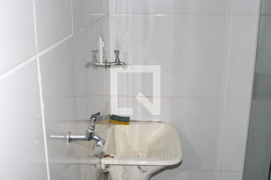 Banheiro de kitnet/studio para alugar com 1 quarto, 50m² em Campos Elíseos, São Paulo