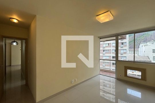 Suíte de apartamento à venda com 3 quartos, 108m² em Copacabana, Rio de Janeiro