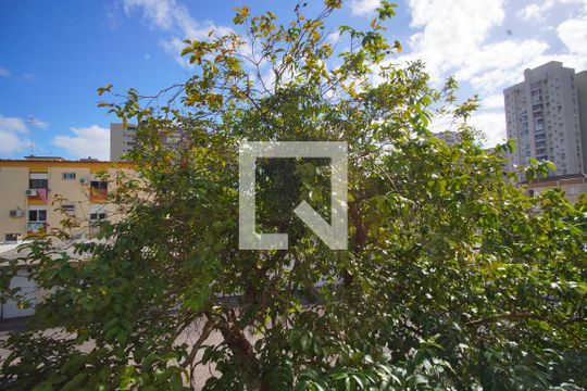 Vista da Sala de apartamento para alugar com 3 quartos, 75m² em Passo D’areia, Porto Alegre