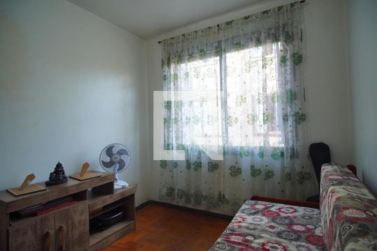Quarto 2 de apartamento para alugar com 3 quartos, 75m² em Passo D’areia, Porto Alegre