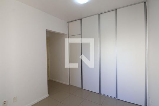 Quarto 2 de apartamento à venda com 2 quartos, 58m² em Marechal Rondon, Canoas