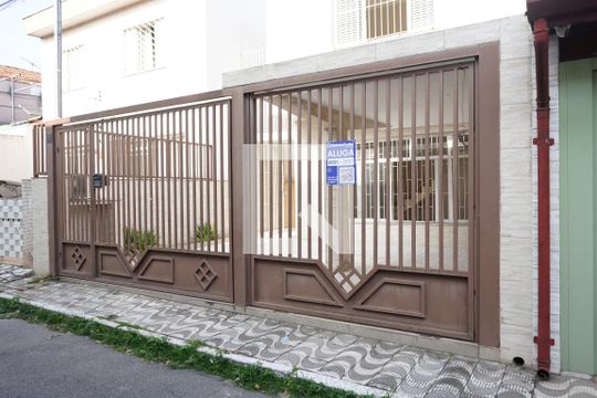 Fachada de casa para alugar com 3 quartos, 175m² em Vila Regente Feijó, São Paulo
