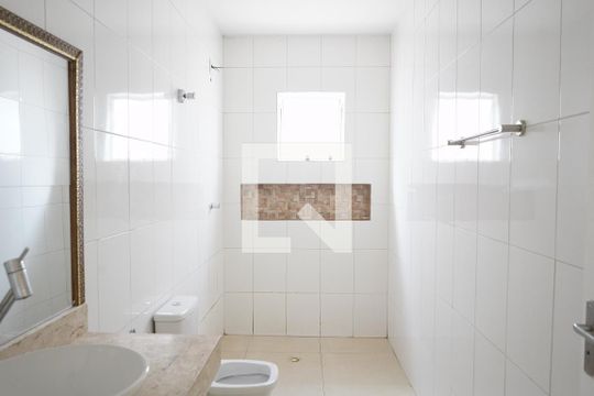 Banheiro de casa para alugar com 3 quartos, 175m² em Vila Regente Feijó, São Paulo