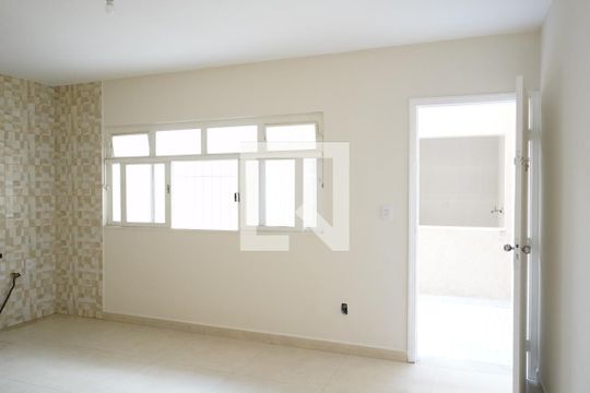 Cozinha de casa para alugar com 3 quartos, 175m² em Vila Regente Feijó, São Paulo