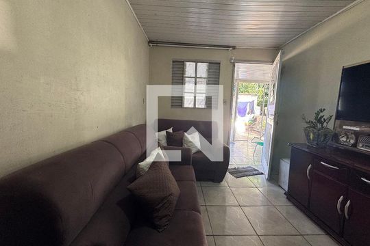 Sala de casa à venda com 2 quartos, 96m² em Santos Dumont, São Leopoldo