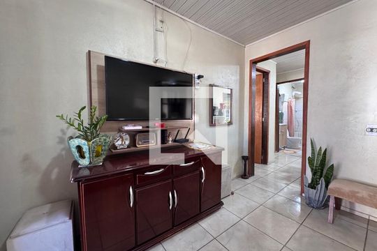 Sala de casa à venda com 2 quartos, 96m² em Santos Dumont, São Leopoldo