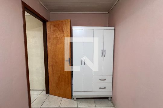 Quarto 1 de casa à venda com 2 quartos, 96m² em Santos Dumont, São Leopoldo