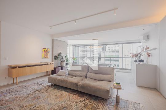 Sala de apartamento à venda com 3 quartos, 124m² em Jardim Paulistano, São Paulo