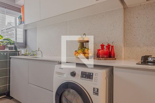 Cozinha e Área de Serviço de apartamento à venda com 3 quartos, 124m² em Jardim Paulistano, São Paulo