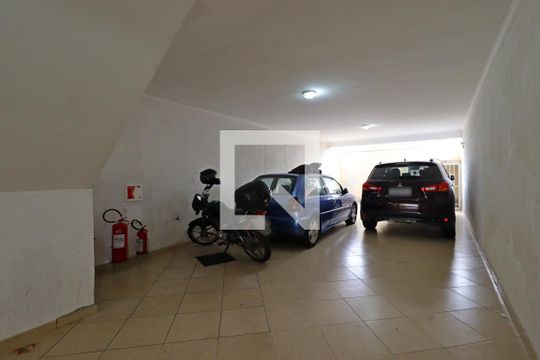 Garagem de apartamento à venda com 2 quartos, 76m² em Jardim Cristiane, Santo André