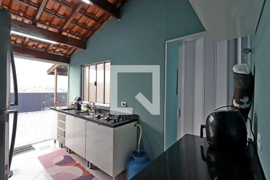 Cozinha de apartamento à venda com 2 quartos, 76m² em Jardim Cristiane, Santo André