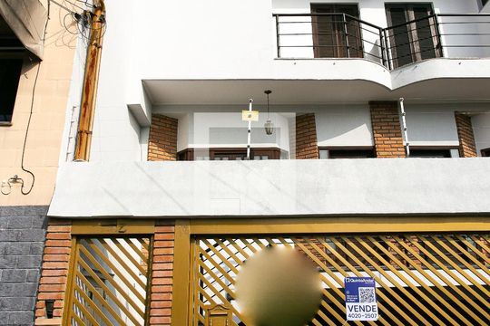 Fachada de casa para alugar com 3 quartos, 302m² em Chácara Seis de Outubro, São Paulo