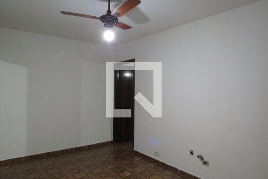Sala de casa à venda com 2 quartos, 300m² em Padroeira, Osasco