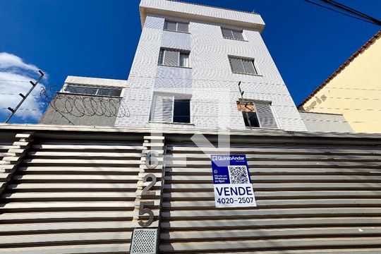 Fachada de apartamento à venda com 3 quartos, 180m² em Eldorado, Contagem