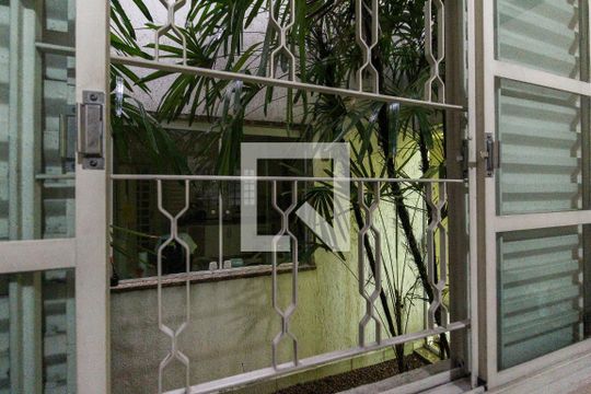 Vista do Quarto 4 de casa à venda com 4 quartos, 260m² em Vila Campanela, São Paulo