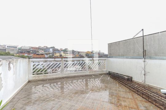 Sacada de casa à venda com 4 quartos, 260m² em Vila Campanela, São Paulo