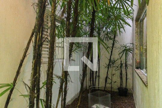 Jardim de Inverno de casa à venda com 4 quartos, 260m² em Vila Campanela, São Paulo