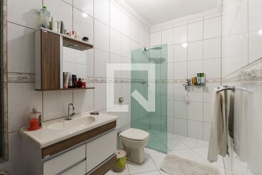 Banheiro da Suíte de casa à venda com 4 quartos, 260m² em Vila Campanela, São Paulo