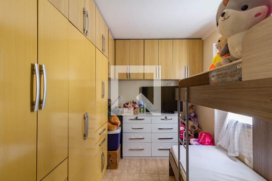 Quarto 1 de apartamento à venda com 2 quartos, 52m² em Vila Carmosina, São Paulo
