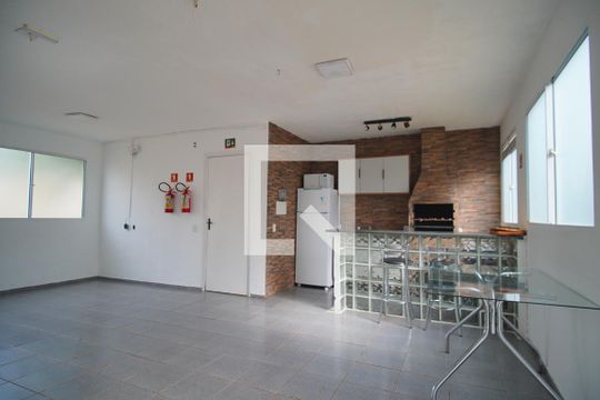 Apartamento à venda com 2 quartos, 42m² em Sarandi, Porto Alegre