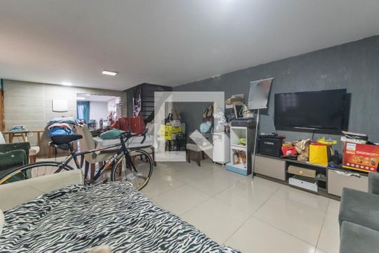 Sala de casa para alugar com 3 quartos, 281m² em Parque Jabaquara, São Paulo
