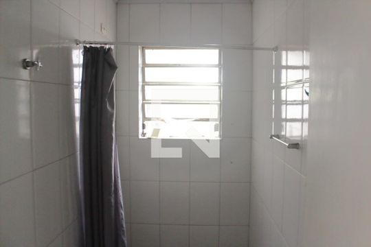 Banheiro de casa para alugar com 2 quartos, 320m² em Casa Verde, São Paulo