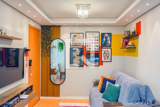 Sala de apartamento à venda com 2 quartos, 43m² em Morro Santana, Porto Alegre