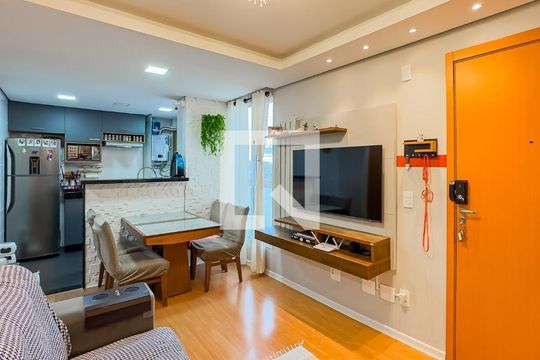 Sala de apartamento à venda com 2 quartos, 43m² em Morro Santana, Porto Alegre