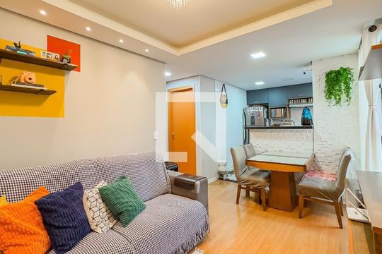 Sala de apartamento à venda com 2 quartos, 43m² em Morro Santana, Porto Alegre